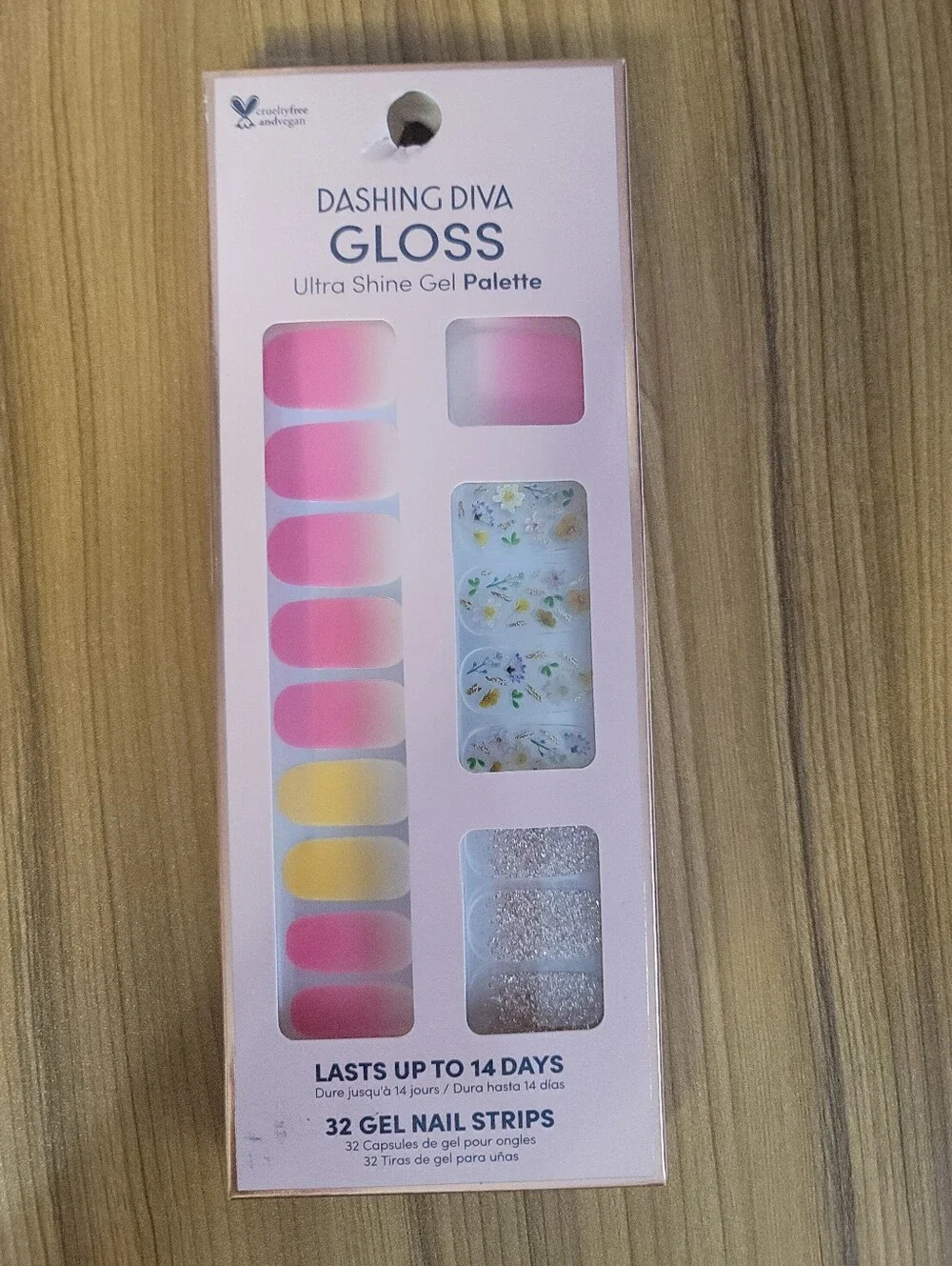 Dashing Diva pedicure light